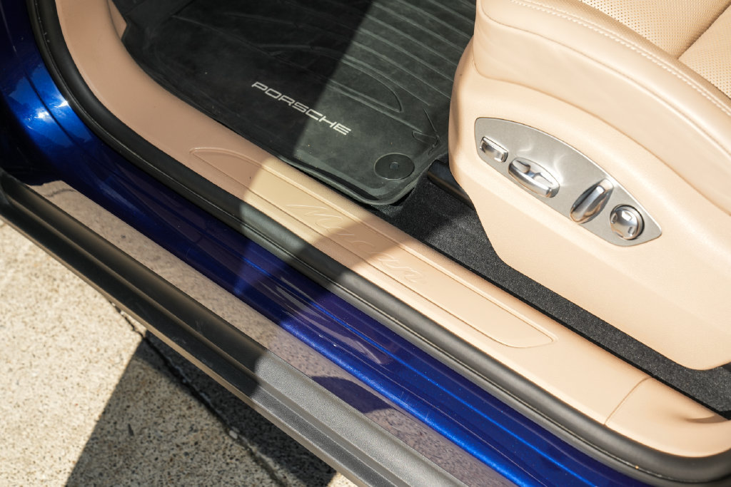 Certified 2026 Porsche Macan AWD/4WD image 20