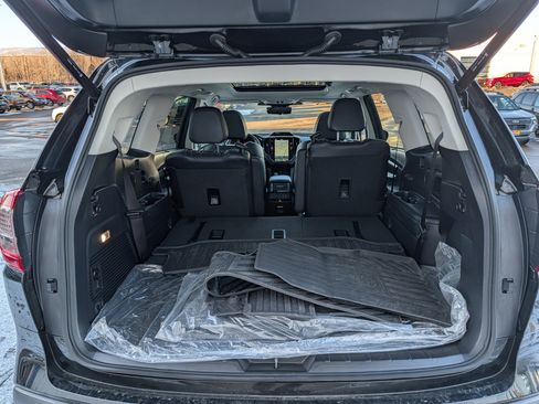 Used 2025 Subaru Ascent Bronze Edition w/ Popular Package #2 image 18