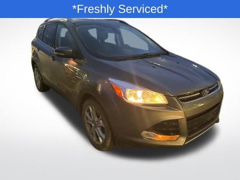 Used 2014 Ford Escape Titanium image 2