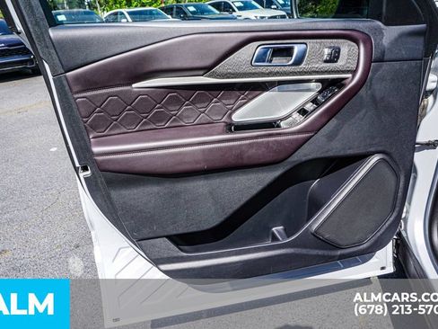 Used 2025 Ford Explorer Platinum w/ LUX Leather Package AWD/4WD image 49