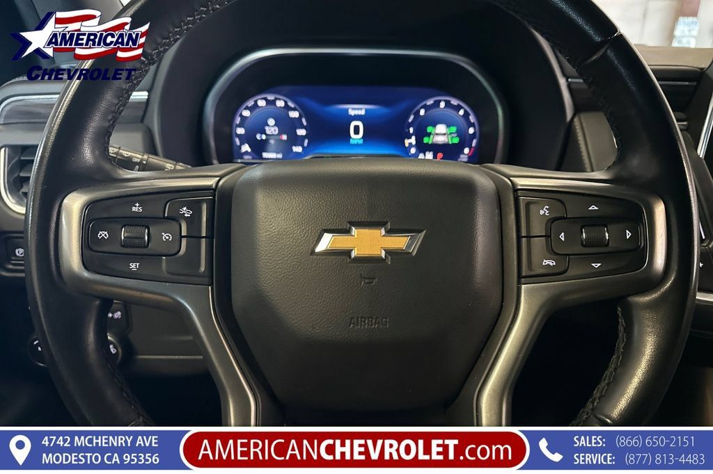 Used 2023 Chevrolet Suburban LT AWD/4WD image 32