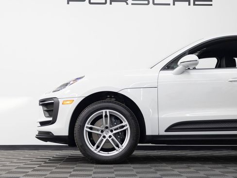 New 2026 Porsche Macan AWD/4WD image 6