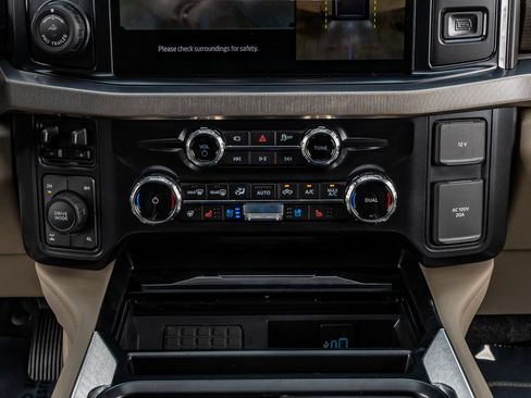 Used 2026 Ford F250 Platinum w/ Platinum Plus Package AWD/4WD image 26