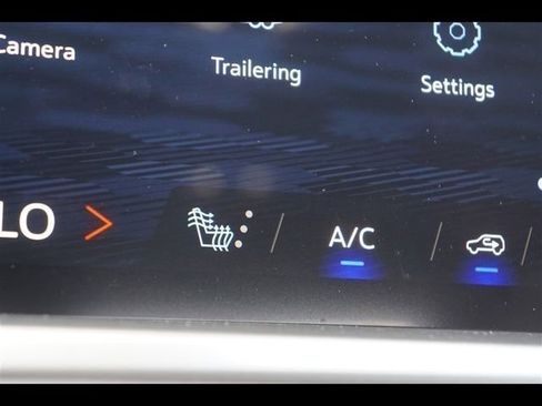 New 2026 Chevrolet Traverse LT image 5