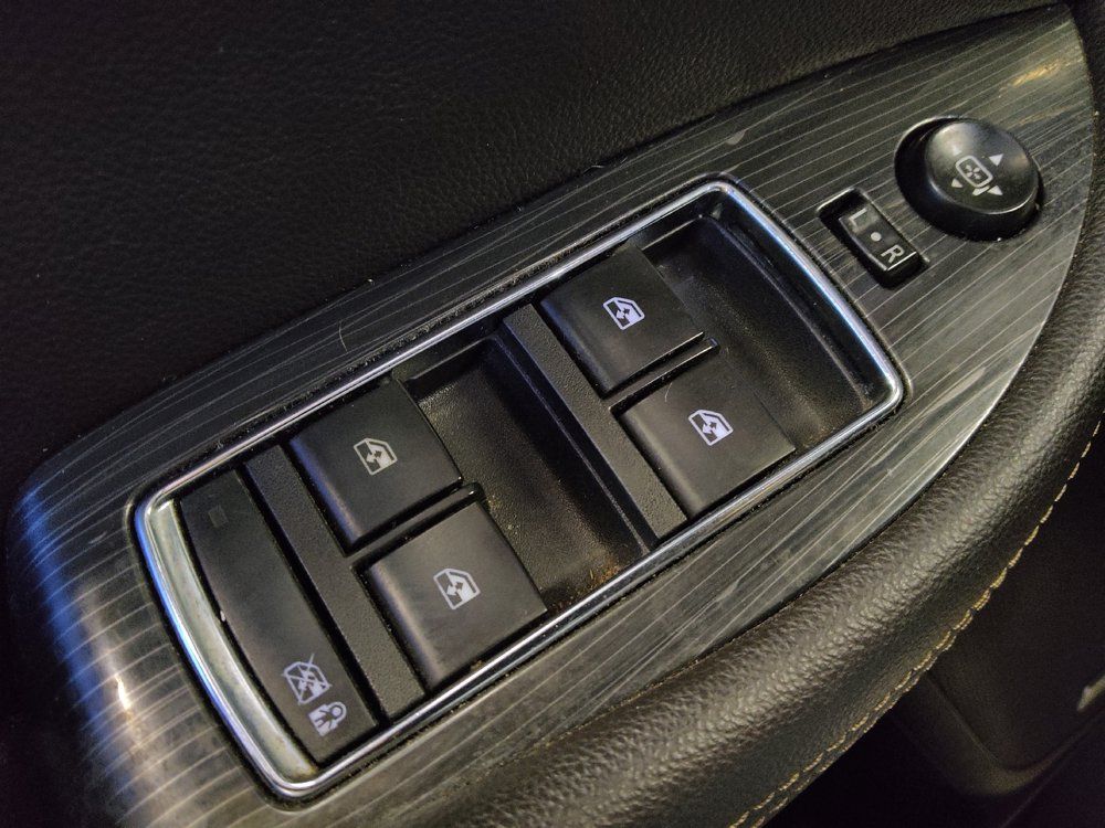 Used 2018 Chevrolet Impala Premier FWD image 27