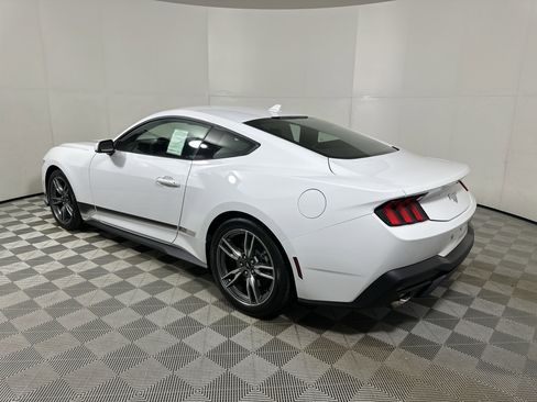 New 2025 Ford Mustang image 5