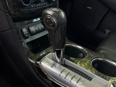 Used 2014 Buick Enclave Premium FWD image 33