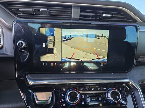 Used 2024 GMC Sierra 1500 Denali w/ Technology Package image 21