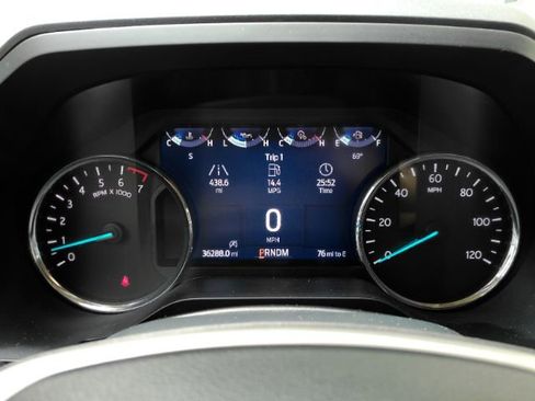 Used 2024 Ford Expedition XLT AWD/4WD image 41