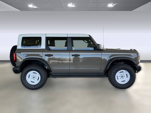 New 2026 Ford Bronco Heritage Edition AWD/4WD image 8