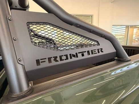 Used 2022 Nissan Frontier PRO-4X image 43