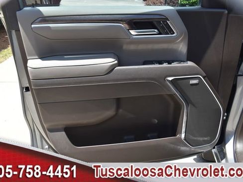 Used 2025 Chevrolet Silverado 1500 LTZ AWD/4WD image 16
