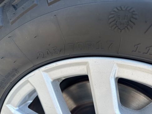 Used 2024 Toyota Tacoma SR5 image 31