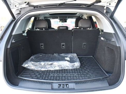 Used 2022 Lincoln Corsair Reserve w/ Elements Package image 19