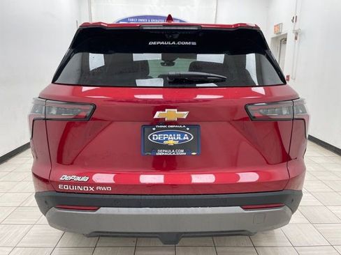 New 2026 Chevrolet Equinox LT w/ Safety and Technology Package AWD/4WD image 18
