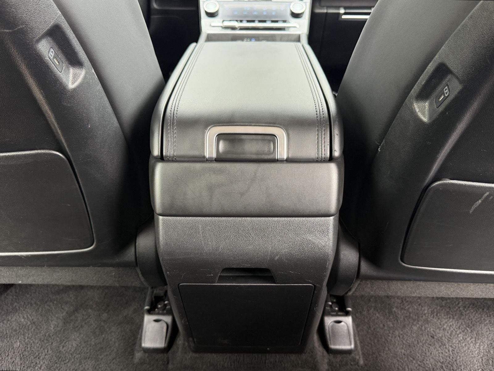 Used 2025 Hyundai Santa Fe SEL AWD/4WD image 34