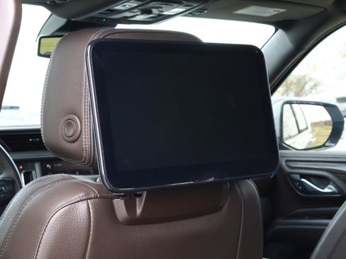 Used 2024 GMC Yukon XL Denali w/ Max Trailering Package image 17