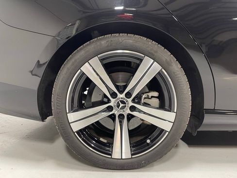 Used 2025 Mercedes-Benz C 300 4MATIC Sedan image 15