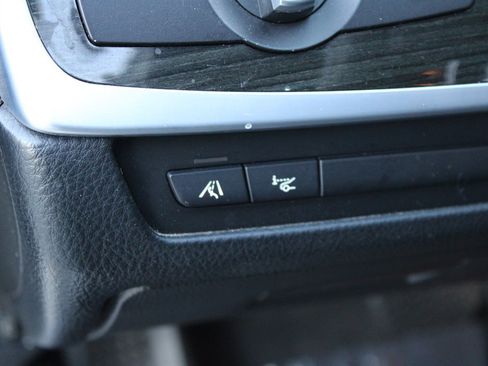 Used 2013 BMW 550i Sedan image 26