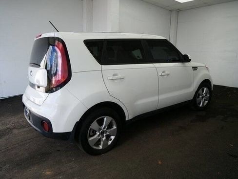 Used 2017 Kia Soul image 7