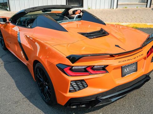 Used 2024 Chevrolet Corvette Stingray Preferred Conv w/ Z51 Performance Package RWD image 7
