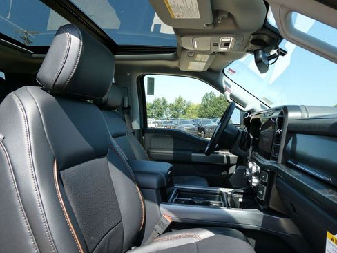 New 2026 Ford F250 Lariat w/ Black Appearance Package AWD/4WD image 10