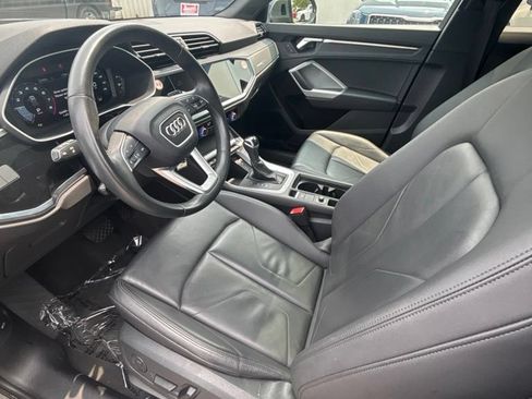 Used 2025 Audi Q3 2.0T Premium AWD/4WD image 11