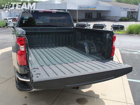 Used 2025 Chevrolet Silverado 1500 LT w/ LPO, Dark Essentials Package AWD/4WD image 29