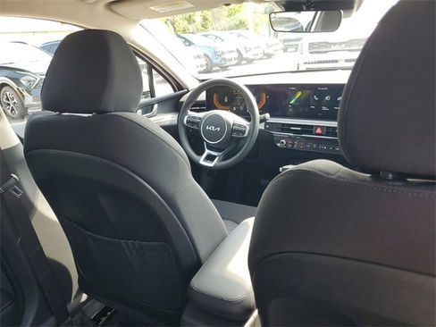 New 2026 Kia K5 LXS image 17