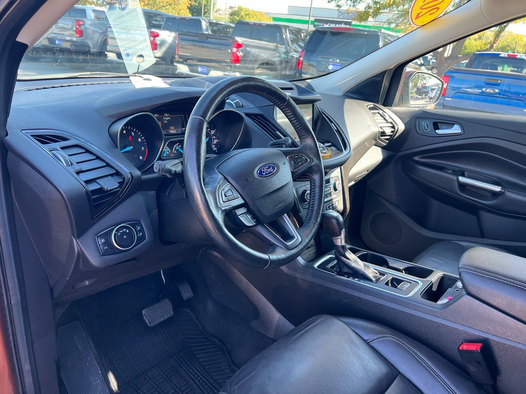 Used 2017 Ford Escape Titanium w/ Canadian Touring Package AWD/4WD image 17