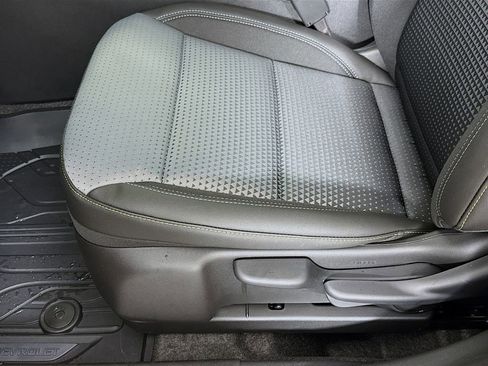 New 2026 Chevrolet Trax LT w/ Driver Confidence Package image 18