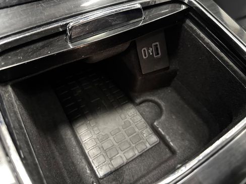 Used 2022 Lincoln Nautilus Reserve image 24