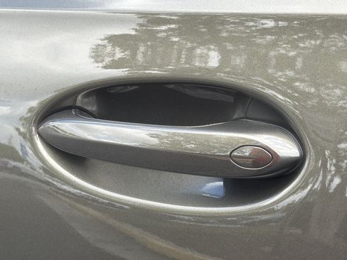 Used 2022 BMW X6 xDrive40i w/ Luxury Seating Package AWD/4WD image 36
