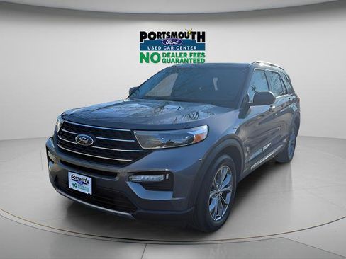 Used 2022 Ford Explorer XLT w/ Equipment Group 202A AWD/4WD image 16