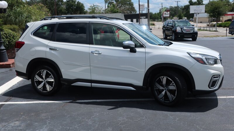 Used 2019 Subaru Forester Touring AWD/4WD image 4
