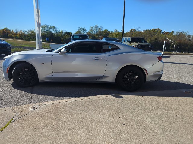 Used 2019 Chevrolet Camaro LS RWD image 8
