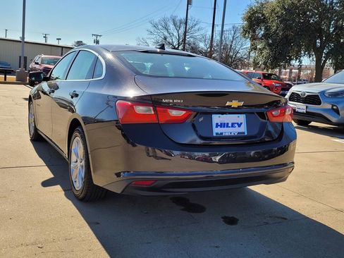 Used 2023 Chevrolet Malibu LT image 3