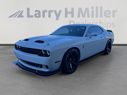 Used 2022 Dodge Challenger SRT Hellcat Redeye image 1