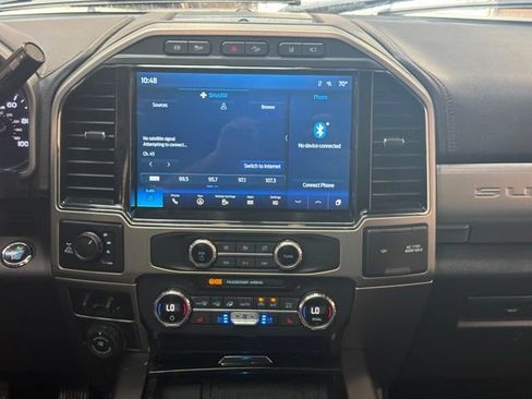 Used 2022 Ford F350 Platinum AWD/4WD image 16