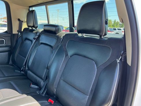 Used 2019 RAM 1500 Laramie AWD/4WD image 24