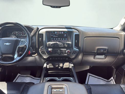 Used 2018 Chevrolet Silverado 1500 LTZ Z71 w/ Centennial Edition AWD/4WD image 17