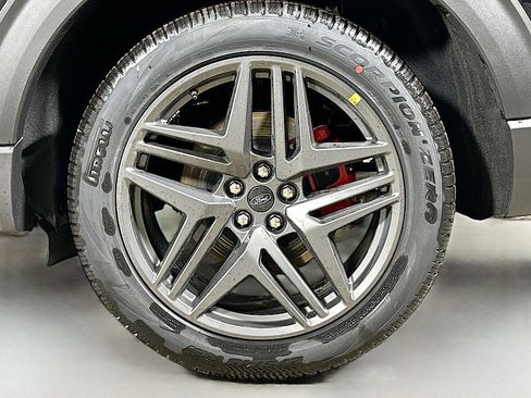 New 2026 Ford Explorer ST-Line w/ ST-Line Street Pack image 19