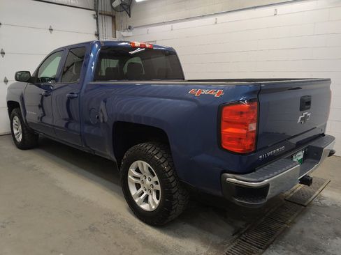 Used 2017 Chevrolet Silverado 1500 LT w/ All Star Edition AWD/4WD image 3