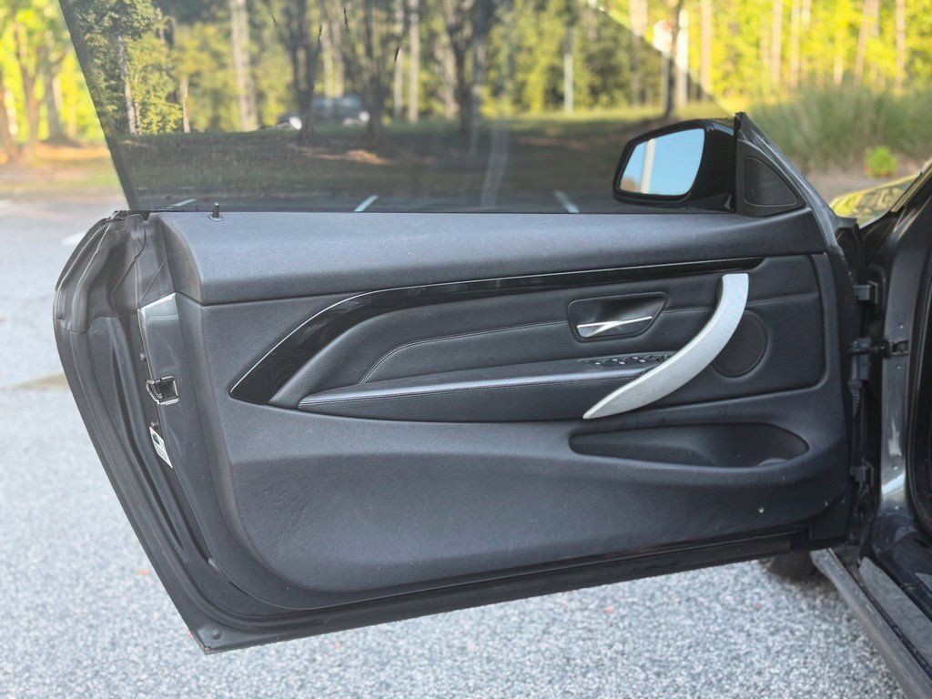 Used 2014 BMW 435i Convertible RWD image 9