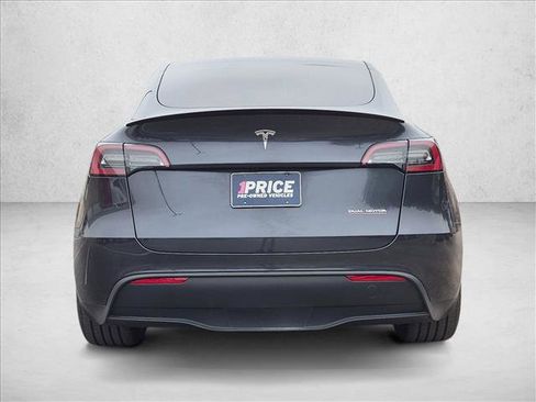 Used 2024 Tesla Model Y Performance AWD/4WD image 6