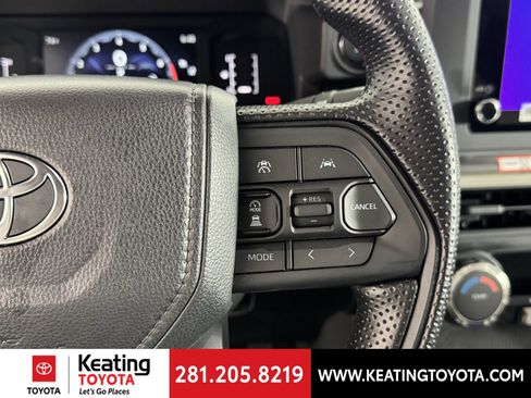 Certified 2025 Toyota Tacoma SR5 image 29