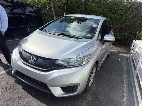 Used 2015 Honda Fit LX image 3