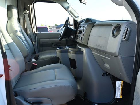 New 2027 Ford E-350 and Econoline 350 Super Duty w/ Power Equipment Group RWD image 10