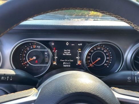 Used 2020 Jeep Gladiator Sport w/ Quick Order Package 24S image 19