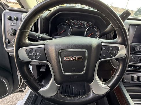 Used 2016 GMC Sierra 2500 SLT w/ Duramax Plus Package image 11